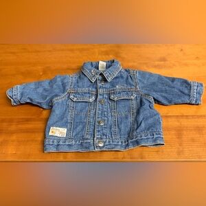 Disney Store Winnie the Pooh button down Blue Jean Jacket Sz 0-3 months